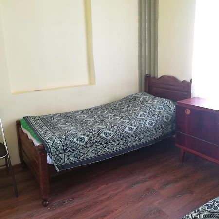 Guest House Of Givi Kobuleti Exterior foto