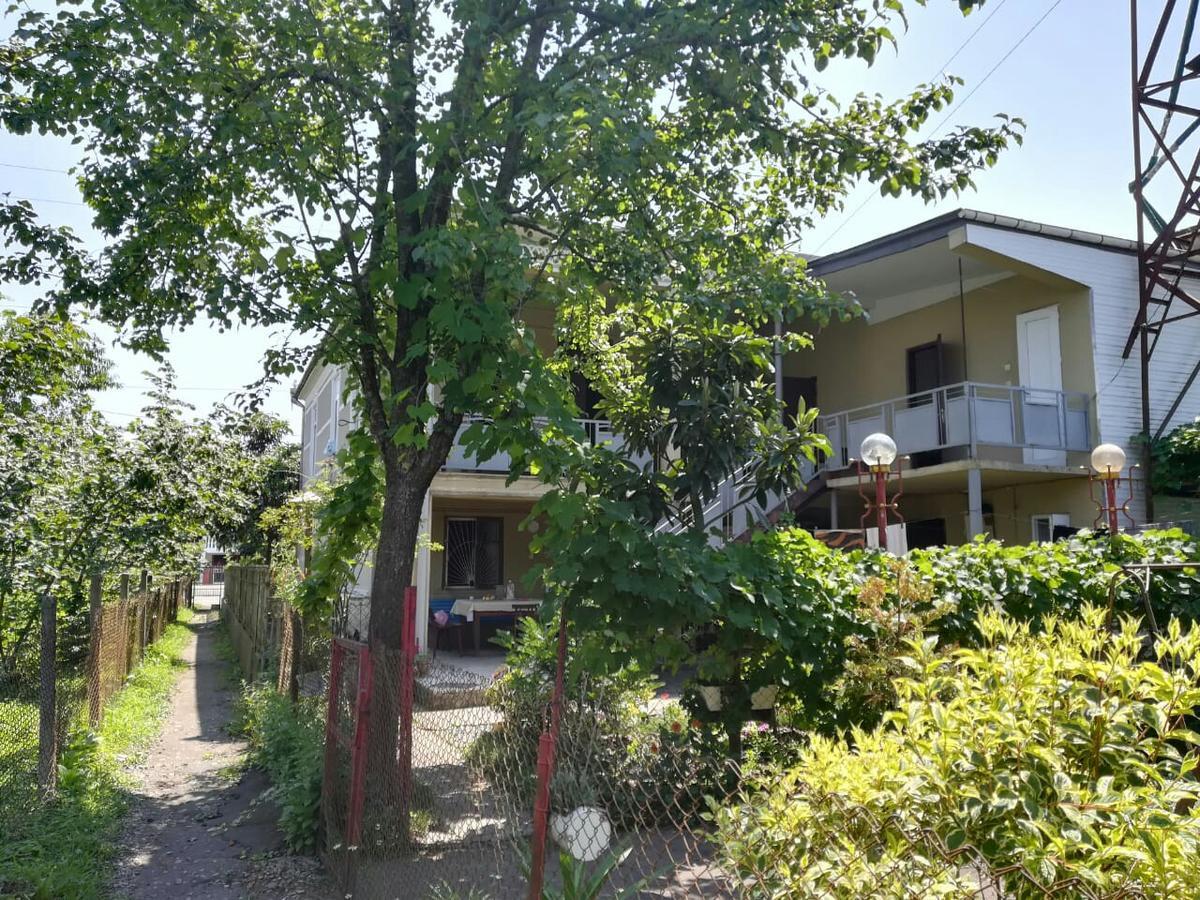Guest House Of Givi Kobuleti Exterior foto