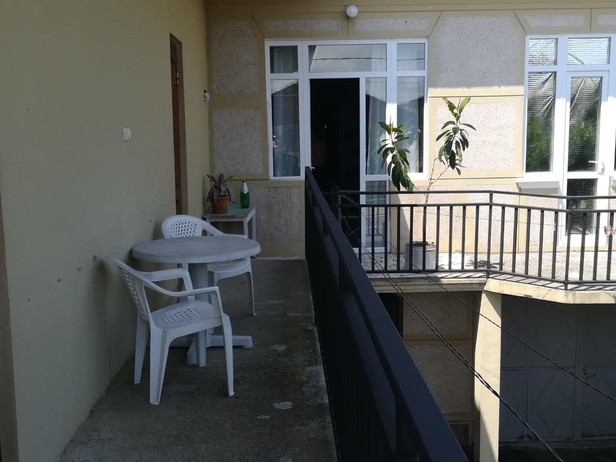 Guest House Of Givi Kobuleti Exterior foto